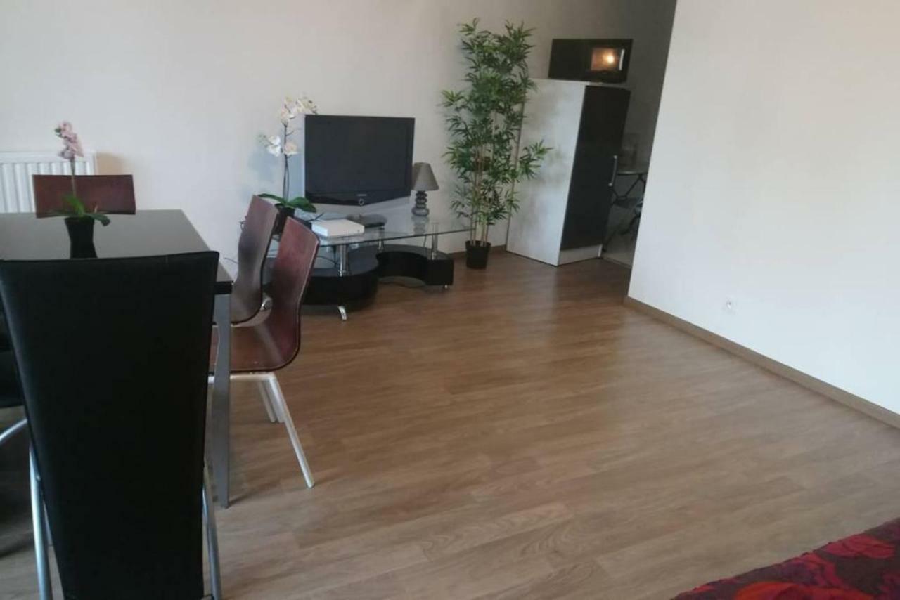 Boissy Gare Rer A Appartement 1 A 3 Chambres Au Choix Exterior foto
